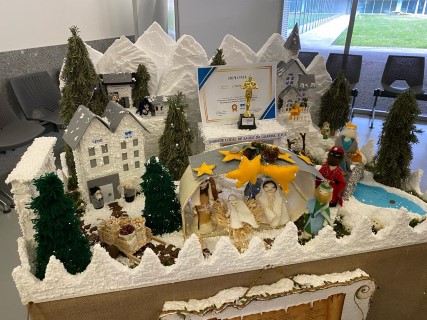 Recursos Humanos e Oncologia vencem Concurso de Presépios